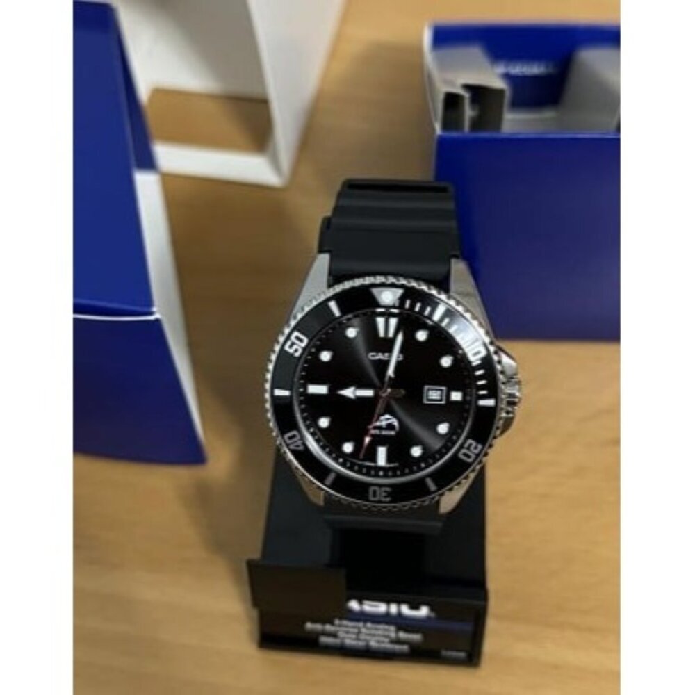 New Unisex Analog Watch | 200M WR | Stainless Steel Case | Resin Band